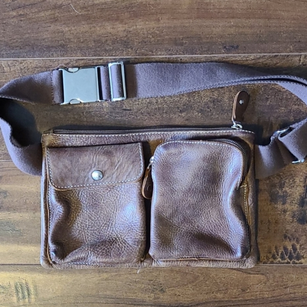 Roots belt/sling bag